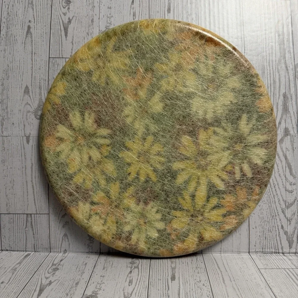 Vintage MCM Fiberglass 13